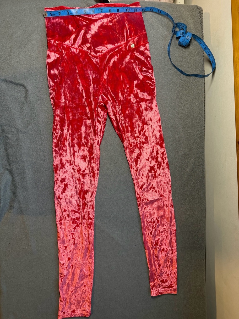 NWT Fabletics Strawberry Red Crushed Velour Crossover Leggings - Small